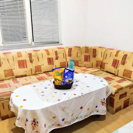 Unavailbl 1027 布尔加斯
